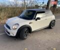 Мини Купер 2010 в Львове на Automoto.ua Белый Мини Купер, объемом двигателя 1.6 л и пробегом 195 тыс. км за 4799 $, фото 2 на Automoto.ua