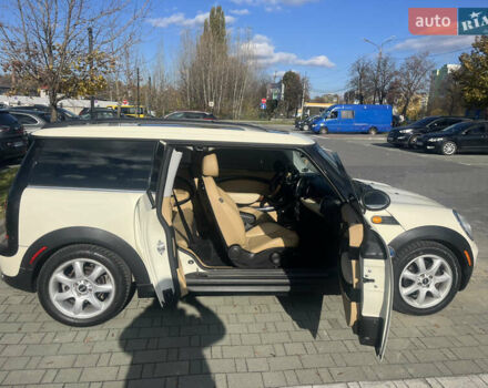 Мини Купер 2010 в Хмельницком на Automoto.ua Белый Мини Купер, объемом двигателя 1.6 л и пробегом 199 тыс. км за 5300 $, фото 7 на Automoto.ua
