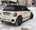 Білий Міні Cooper, об'ємом двигуна 1.6 л та пробігом 126 тис. км за 8300 $, фото 5 на Automoto.ua