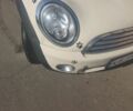Білий Міні Cooper, об'ємом двигуна 1.6 л та пробігом 243 тис. км за 6500 $, фото 4 на Automoto.ua