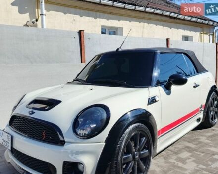 Белый Мини Купер, объемом двигателя 1.6 л и пробегом 126 тыс. км за 10500 $, фото 12 на Automoto.ua