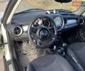Мини Купер 2010 в Львове на Automoto.ua Белый Мини Купер, объемом двигателя 1.6 л и пробегом 195 тыс. км за 4799 $, фото 15 на Automoto.ua