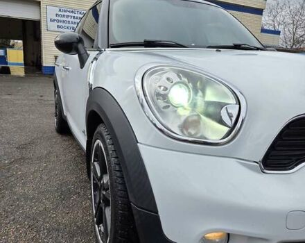 Білий Міні Cooper, об'ємом двигуна 1.6 л та пробігом 165 тис. км за 10500 $, фото 3 на Automoto.ua