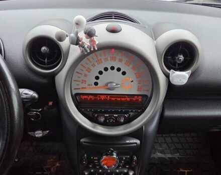 Білий Міні Cooper, об'ємом двигуна 1.6 л та пробігом 165 тис. км за 10500 $, фото 7 на Automoto.ua