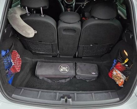 Білий Міні Cooper, об'ємом двигуна 1.6 л та пробігом 165 тис. км за 10500 $, фото 12 на Automoto.ua