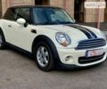 Білий Міні Cooper, об'ємом двигуна 1.6 л та пробігом 157 тис. км за 6999 $, фото 7 на Automoto.ua