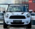 Белый Мини Купер, объемом двигателя 2 л и пробегом 189 тыс. км за 11500 $, фото 3 на Automoto.ua