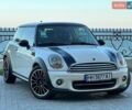 Білий Міні Cooper, об'ємом двигуна 1.6 л та пробігом 180 тис. км за 7200 $, фото 3 на Automoto.ua