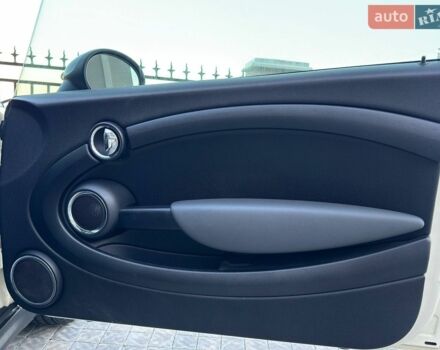 Білий Міні Cooper, об'ємом двигуна 1.6 л та пробігом 180 тис. км за 7200 $, фото 24 на Automoto.ua