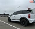 Белый Мини Купер, объемом двигателя 1.6 л и пробегом 180 тыс. км за 9000 $, фото 3 на Automoto.ua