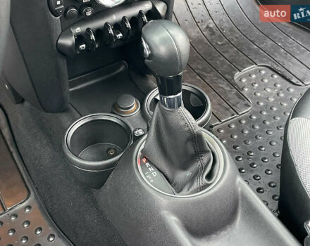 Белый Мини Купер, объемом двигателя 1.6 л и пробегом 178 тыс. км за 7990 $, фото 20 на Automoto.ua