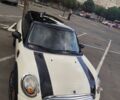 Белый Мини Купер, объемом двигателя 1.6 л и пробегом 220 тыс. км за 7000 $, фото 18 на Automoto.ua