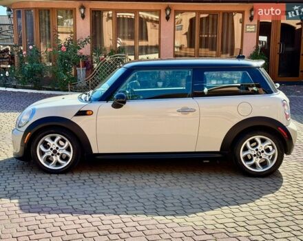 Білий Міні Cooper, об'ємом двигуна 1.6 л та пробігом 160 тис. км за 6900 $, фото 8 на Automoto.ua