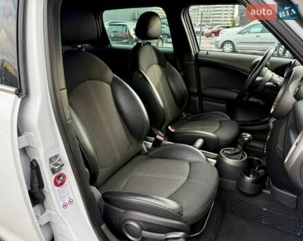 Белый Мини Купер, объемом двигателя 2 л и пробегом 189 тыс. км за 11500 $, фото 33 на Automoto.ua