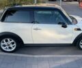 Білий Міні Cooper, об'ємом двигуна 1.6 л та пробігом 128 тис. км за 8800 $, фото 4 на Automoto.ua