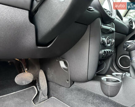 Білий Міні Cooper, об'ємом двигуна 1.6 л та пробігом 135 тис. км за 8500 $, фото 10 на Automoto.ua