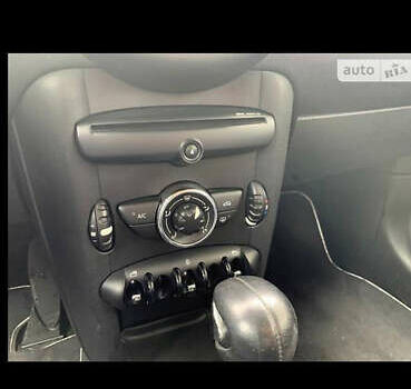 Белый Мини Купер, объемом двигателя 1.6 л и пробегом 207 тыс. км за 7500 $, фото 15 на Automoto.ua