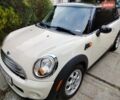 Білий Міні Cooper, об'ємом двигуна 1.6 л та пробігом 136 тис. км за 6600 $, фото 1 на Automoto.ua