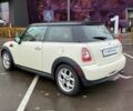 Міні Cooper 2012 у Києві на Automoto.ua Білий Міні Cooper, об'ємом двигуна 1.6 л та пробігом 131 тис. км за 8990 $, фото 3 на Automoto.ua