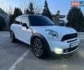 Белый Мини Купер, объемом двигателя 1.6 л и пробегом 175 тыс. км за 10450 $, фото 1 на Automoto.ua