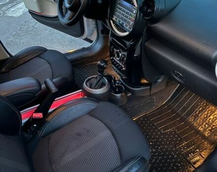 Белый Мини Купер, объемом двигателя 1.6 л и пробегом 175 тыс. км за 10450 $, фото 5 на Automoto.ua