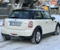 Білий Міні Cooper, об'ємом двигуна 1.6 л та пробігом 208 тис. км за 6500 $, фото 3 на Automoto.ua
