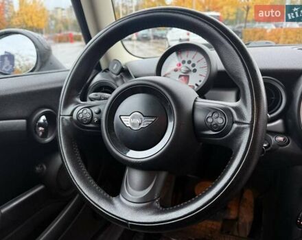 Білий Міні Cooper, об'ємом двигуна 1.6 л та пробігом 131 тис. км за 8990 $, фото 15 на Automoto.ua