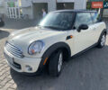 Білий Міні Cooper, об'ємом двигуна 1.6 л та пробігом 117 тис. км за 6500 $, фото 2 на Automoto.ua
