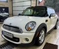 Белый Мини Купер, объемом двигателя 1.6 л и пробегом 207 тыс. км за 7500 $, фото 3 на Automoto.ua