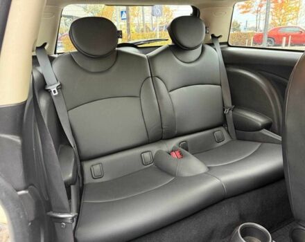 Міні Cooper 2012 у Києві на Automoto.ua Білий Міні Cooper, об'ємом двигуна 1.6 л та пробігом 131 тис. км за 8990 $, фото 8 на Automoto.ua
