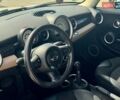 Белый Мини Купер, объемом двигателя 1.54 л и пробегом 178 тыс. км за 6800 $, фото 2 на Automoto.ua