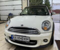 Белый Мини Купер, объемом двигателя 1.6 л и пробегом 207 тыс. км за 7500 $, фото 5 на Automoto.ua