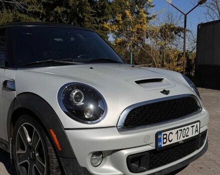 Білий Міні Cooper, об'ємом двигуна 1.6 л та пробігом 236 тис. км за 8300 $, фото 3 на Automoto.ua