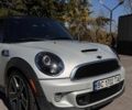 Білий Міні Cooper, об'ємом двигуна 1.6 л та пробігом 236 тис. км за 8300 $, фото 3 на Automoto.ua