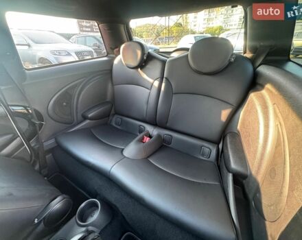 Білий Міні Cooper, об'ємом двигуна 1.6 л та пробігом 167 тис. км за 8000 $, фото 11 на Automoto.ua