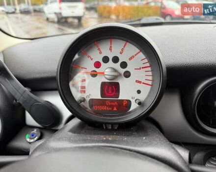 Білий Міні Cooper, об'ємом двигуна 1.6 л та пробігом 131 тис. км за 8990 $, фото 13 на Automoto.ua