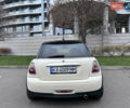 Білий Міні Cooper, об'ємом двигуна 1.6 л та пробігом 135 тис. км за 8500 $, фото 4 на Automoto.ua