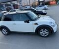 Білий Міні Cooper, об'ємом двигуна 1.6 л та пробігом 139 тис. км за 8400 $, фото 1 на Automoto.ua