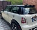 Белый Мини Купер, объемом двигателя 1.6 л и пробегом 69 тыс. км за 8000 $, фото 7 на Automoto.ua