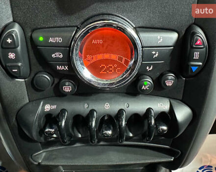 Білий Міні Cooper, об'ємом двигуна 2 л та пробігом 201 тис. км за 11250 $, фото 18 на Automoto.ua