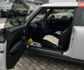 Білий Міні Cooper, об'ємом двигуна 1.6 л та пробігом 267 тис. км за 9700 $, фото 18 на Automoto.ua