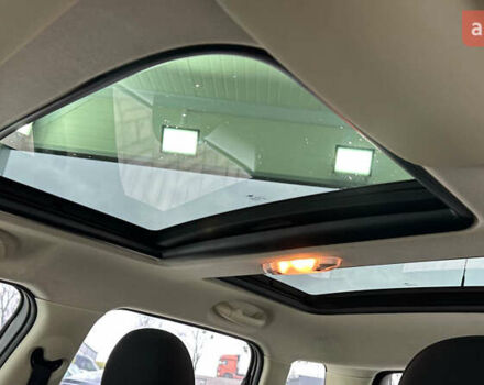 Белый Мини Купер, объемом двигателя 2 л и пробегом 201 тыс. км за 10950 $, фото 5 на Automoto.ua