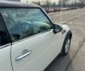 Білий Міні Cooper, об'ємом двигуна 1.6 л та пробігом 219 тис. км за 8300 $, фото 15 на Automoto.ua