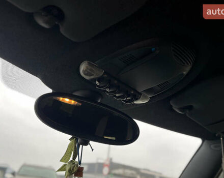 Білий Міні Cooper, об'ємом двигуна 1.6 л та пробігом 267 тис. км за 9700 $, фото 13 на Automoto.ua