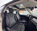 Белый Мини Купер, объемом двигателя 1.6 л и пробегом 83 тыс. км за 10075 $, фото 2 на Automoto.ua