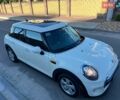 Білий Міні Cooper, об'ємом двигуна 1.5 л та пробігом 204 тис. км за 9999 $, фото 18 на Automoto.ua
