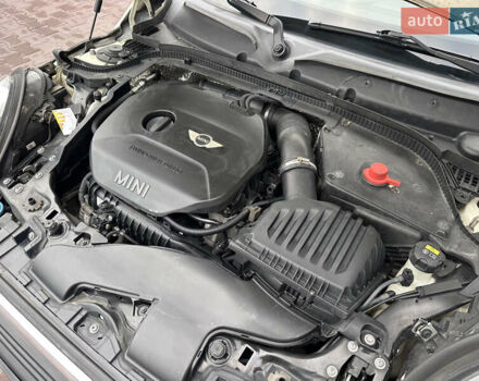 Білий Міні Cooper, об'ємом двигуна 1.3 л та пробігом 122 тис. км за 5999 $, фото 52 на Automoto.ua