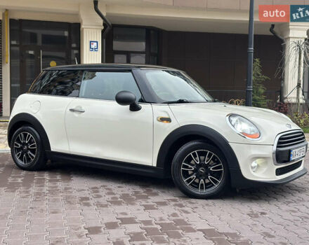 Білий Міні Cooper, об'ємом двигуна 1.3 л та пробігом 122 тис. км за 5999 $, фото 19 на Automoto.ua
