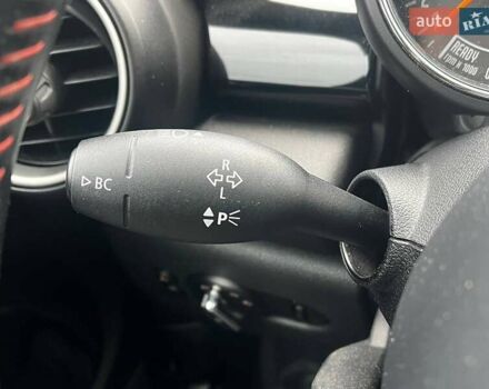 Белый Мини Купер, объемом двигателя 2 л и пробегом 154 тыс. км за 15690 $, фото 19 на Automoto.ua