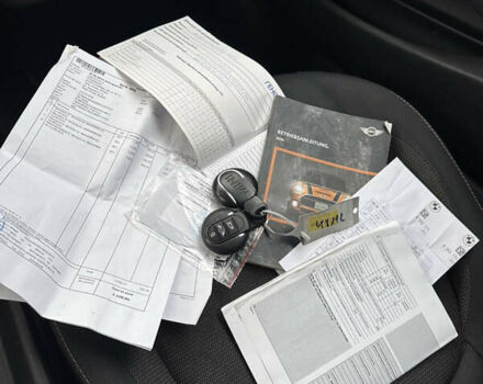 Білий Міні Cooper, об'ємом двигуна 1.3 л та пробігом 122 тис. км за 5900 $, фото 19 на Automoto.ua